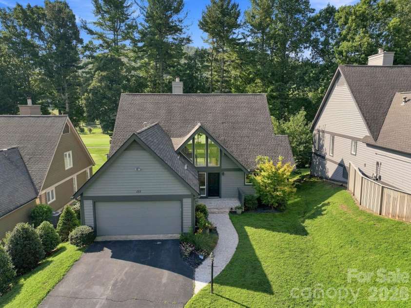 155 Winding Meadows Drive, Flat Rock, NC 28731.  MLS# CAR4418480, YatesRealty ID 6600. 