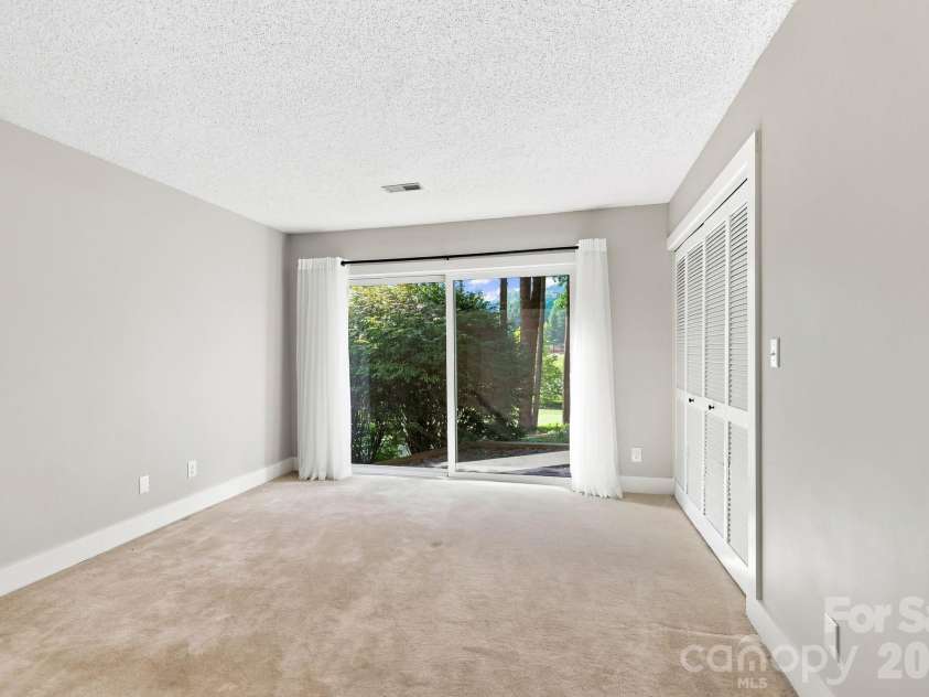 155 Winding Meadows Drive, Flat Rock, NC 28731.  MLS# CAR4418480, YatesRealty ID 6600. Lower Level bonus Room 1