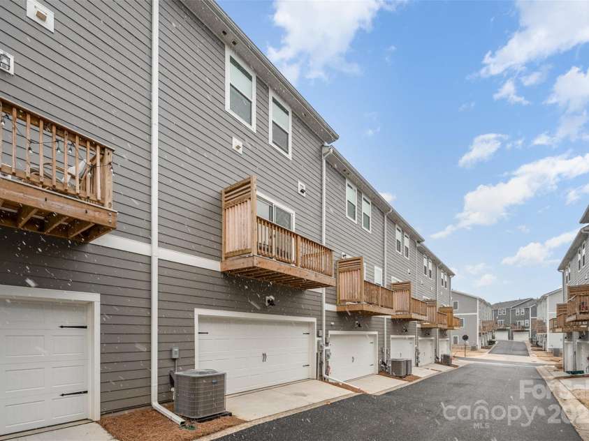 4548 Millennium Avenue, Charlotte, NC 28217.  MLS# CAR4224869, YatesRealty ID 6601. 2 Car Garage