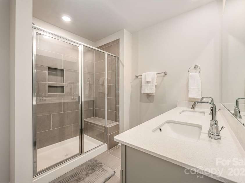 4548 Millennium Avenue, Charlotte, NC 28217.  MLS# CAR4224869, YatesRealty ID 6601. Primary Bath