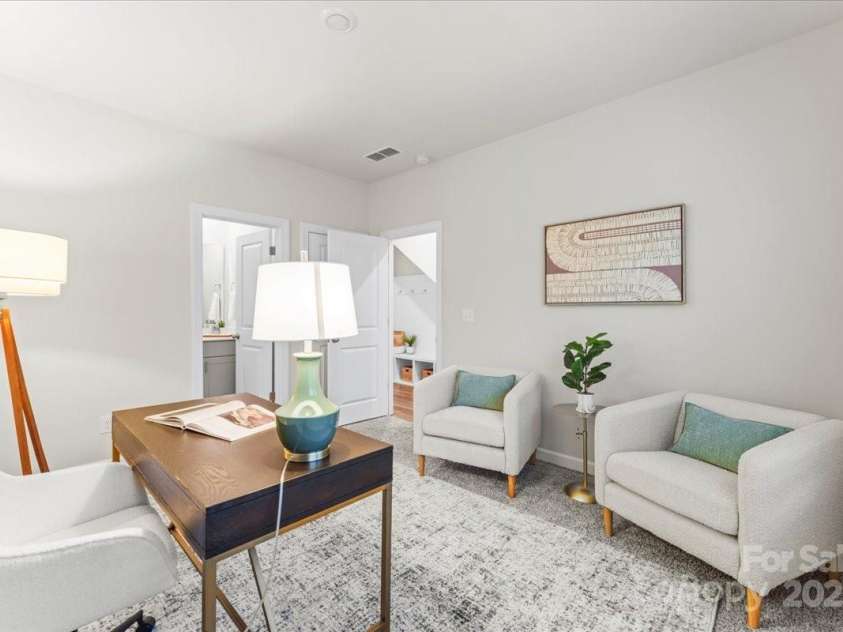 4548 Millennium Avenue, Charlotte, NC 28217.  MLS# CAR4311347, YatesRealty ID 6601. Office/bedroom