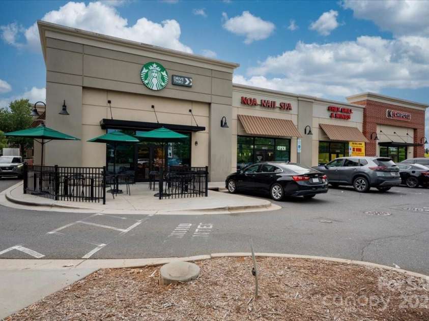 4548 Millennium Avenue, Charlotte, NC 28217.  MLS# CAR4311347, YatesRealty ID 6601. Walk to Starbucks & Chipotle in the neighborhood!