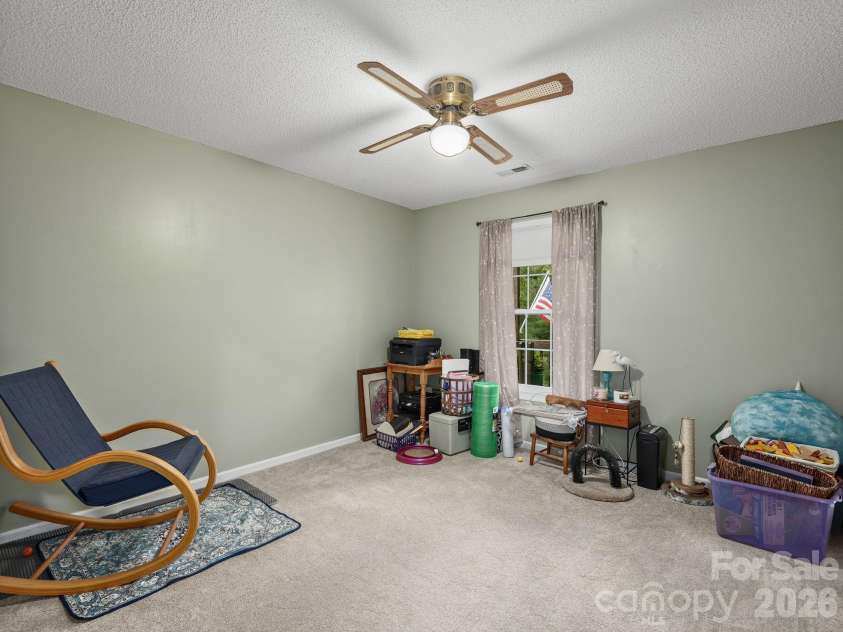 61 Blue Ridge Acres Road, Asheville, NC 28806.  MLS# CAR4306669, YatesRealty ID 6603. 