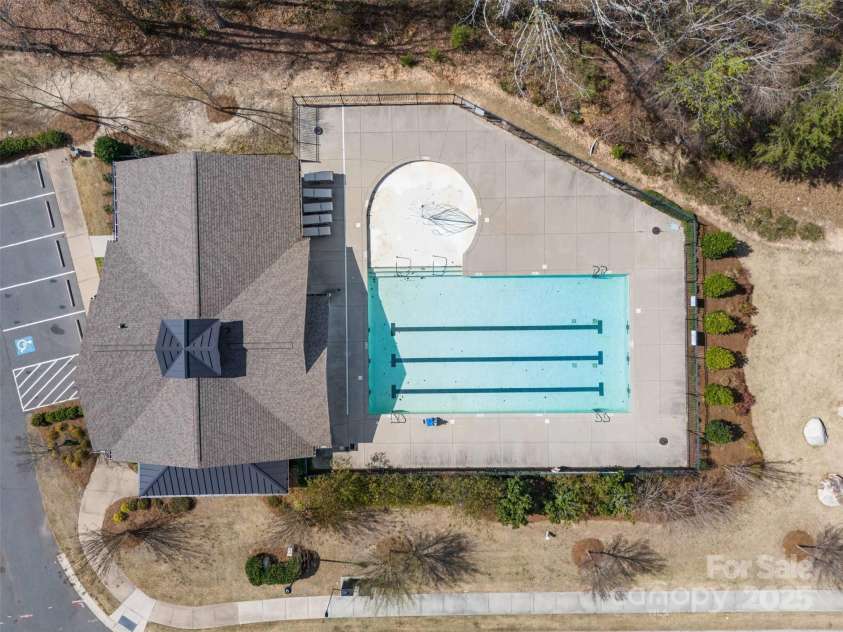 1210 Croft Drive, Fort Mill, SC 29708.  MLS# CAR4226652, YatesRealty ID 6604. Community Pool