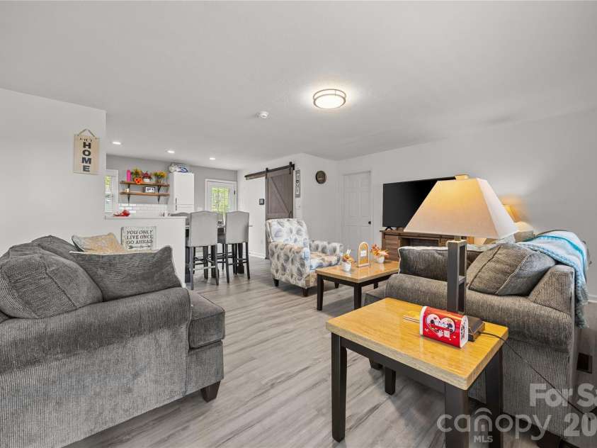 1345 Old Salisbury Road, Statesville, NC 28625.  MLS# CAR4398337, YatesRealty ID 6604. 