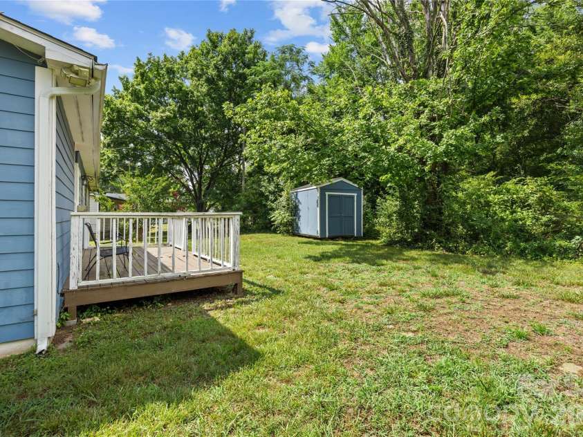 1345 Old Salisbury Road, Statesville, NC 28625.  MLS# CAR4398337, YatesRealty ID 6604. 