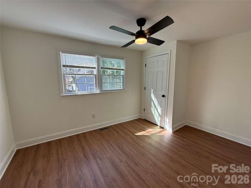 321 Weldon Street, Gastonia, NC 28052.  MLS# CAR4350878, YatesRealty ID 6605. 
