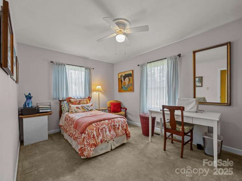 127 Robin Hood Drive, Forest City, NC 28043.  MLS# CAR4238811, YatesRealty ID 6606. 