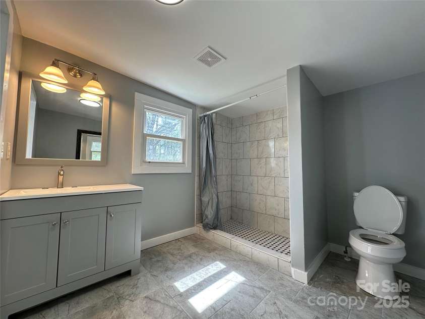 501 Lafayette Street, Salisbury, NC 28144.  MLS# CAR4299770, YatesRealty ID 6607. 