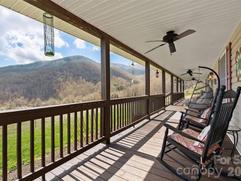 371 Ned Cove Road, Waynesville, NC 28785.  MLS# CAR4356117, YatesRealty ID 6608. 