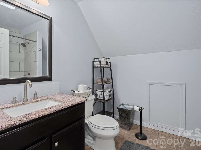 371 Ned Cove Road, Waynesville, NC 28785.  MLS# CAR4356117, YatesRealty ID 6608. 