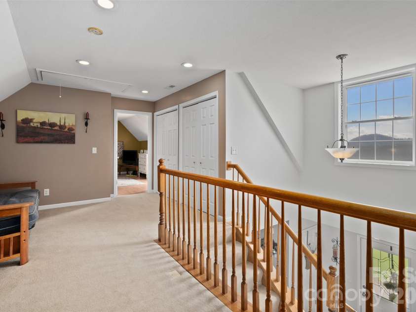 371 Ned Cove Road, Waynesville, NC 28785.  MLS# CAR4356117, YatesRealty ID 6608. 