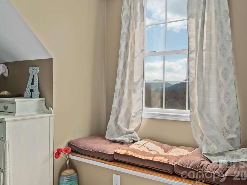 371 Ned Cove Road, Waynesville, NC 28785.  MLS# CAR4356117, YatesRealty ID 6608. 