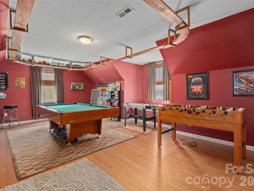 371 Ned Cove Road, Waynesville, NC 28785.  MLS# CAR4356117, YatesRealty ID 6608. 