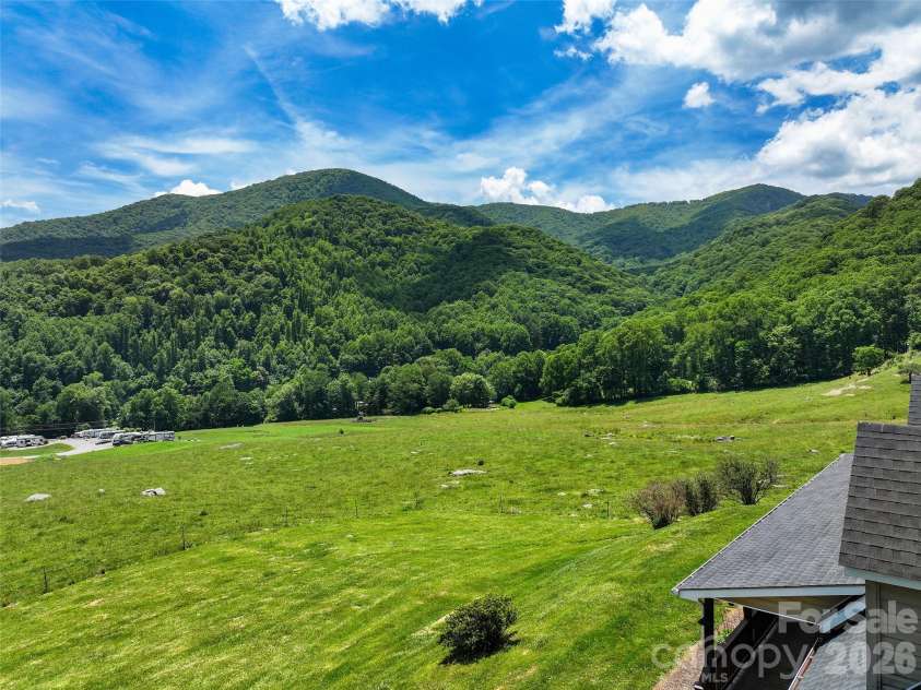 371 Ned Cove Road, Waynesville, NC 28785.  MLS# CAR4356117, YatesRealty ID 6608. 