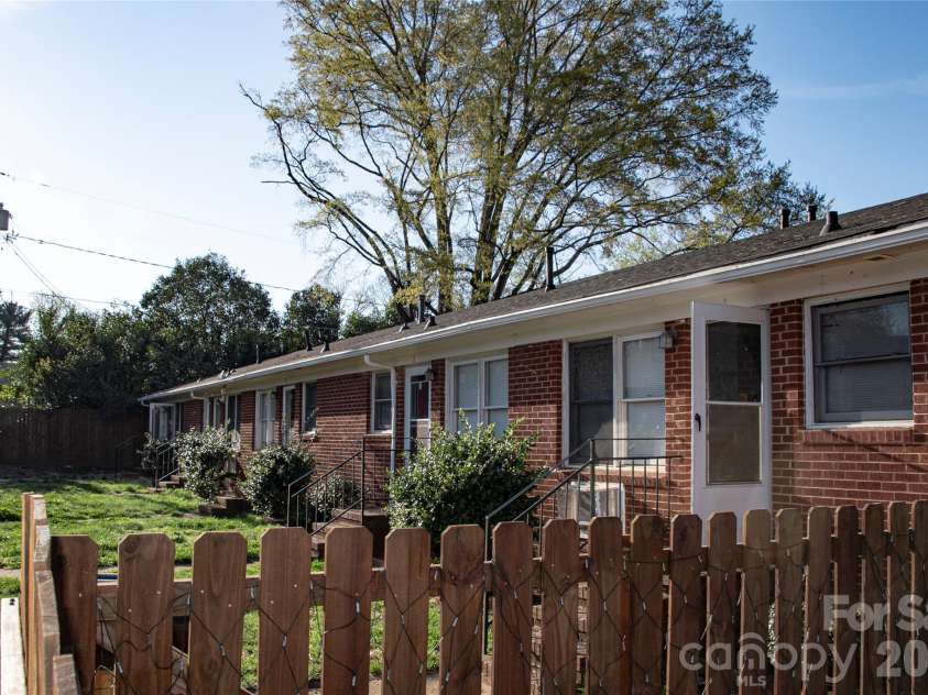 3532 Sharon Amity Road, Charlotte, NC 28205.  MLS# CAR4360948, YatesRealty ID 6609. 