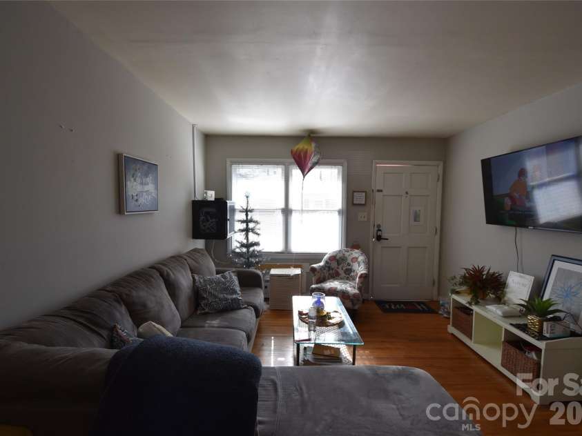 3532 Sharon Amity Road, Charlotte, NC 28205.  MLS# CAR4360948, YatesRealty ID 6609. 