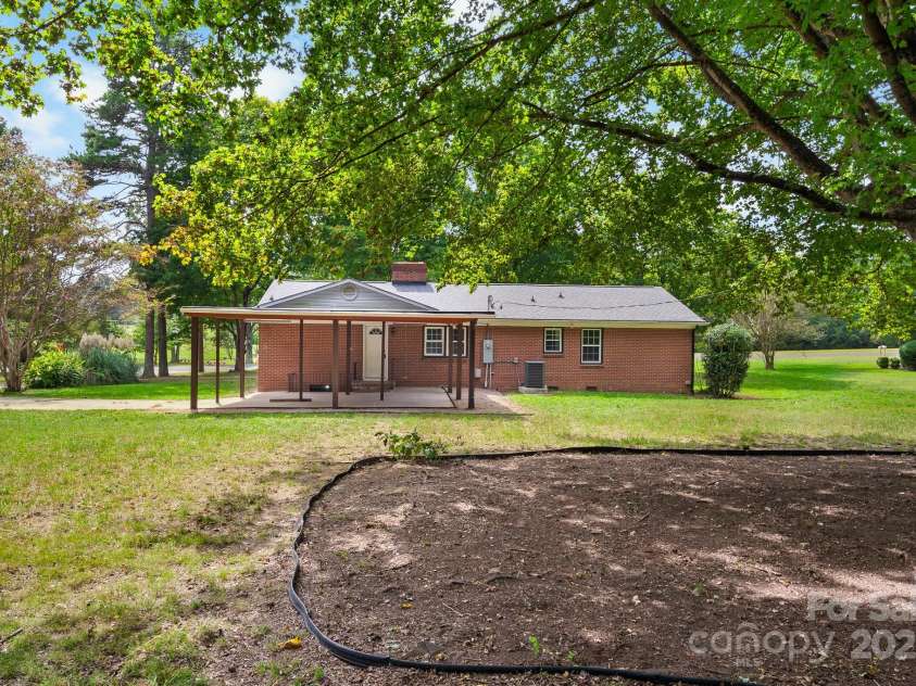 4355 Franklin Community Center Road, Salisbury, NC 28144.  MLS# CAR4303878, YatesRealty ID 661. 