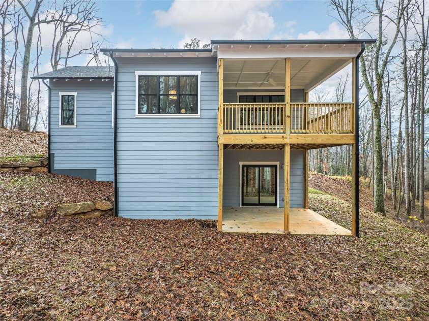 5 Ashe Park Circle, Asheville, NC 28806.  MLS# CAR4218728, YatesRealty ID 661. 