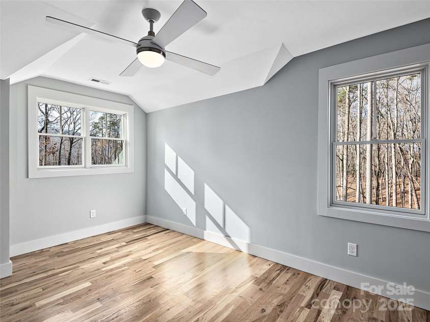 5 Ashe Park Circle, Asheville, NC 28806.  MLS# CAR4218728, YatesRealty ID 661. Photo similar-previous construction of same floor plan