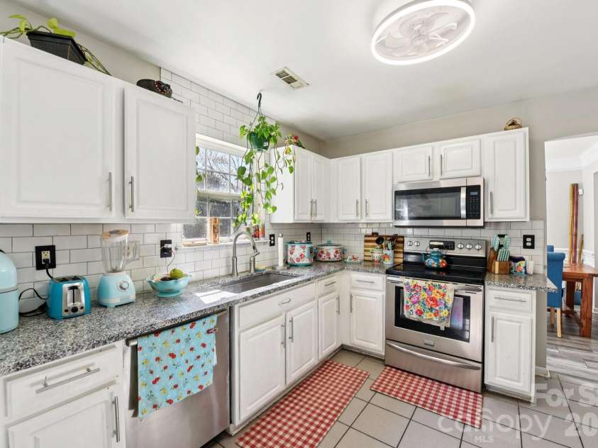 120 Copes Court, Rock Hill, SC 29732.  MLS# CAR4359707, YatesRealty ID 6610. 