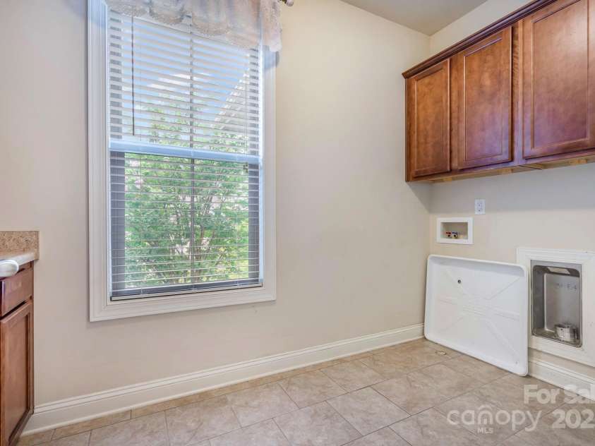 4071 Thames Circle, Fort Mill, SC 29715.  MLS# CAR4287948, YatesRealty ID 6611. 