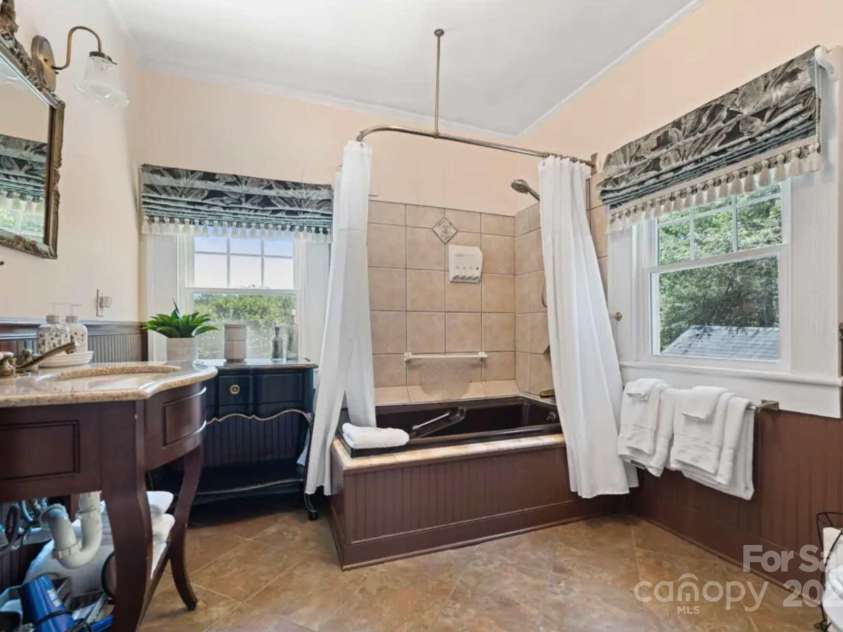 88 Main Street, Weaverville, NC 28787.  MLS# CAR4246836, YatesRealty ID 6611. 