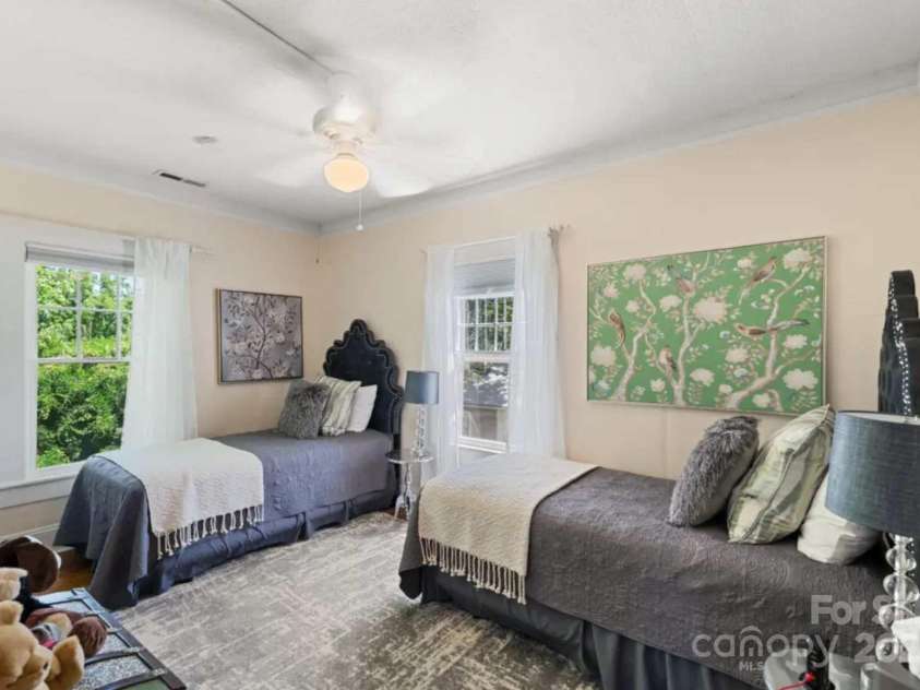 88 Main Street, Weaverville, NC 28787.  MLS# CAR4246836, YatesRealty ID 6611. 