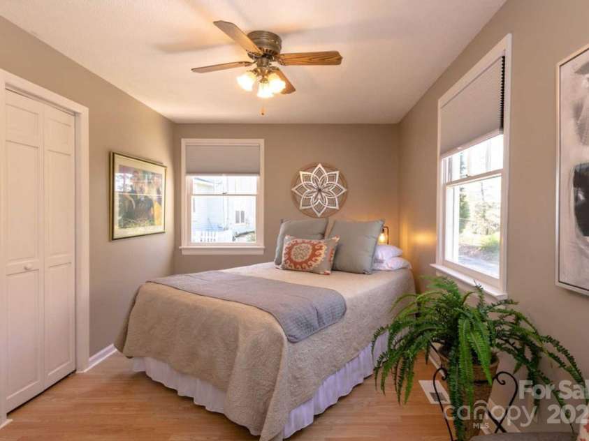 88 Main Street, Weaverville, NC 28787.  MLS# CAR4246836, YatesRealty ID 6611. 