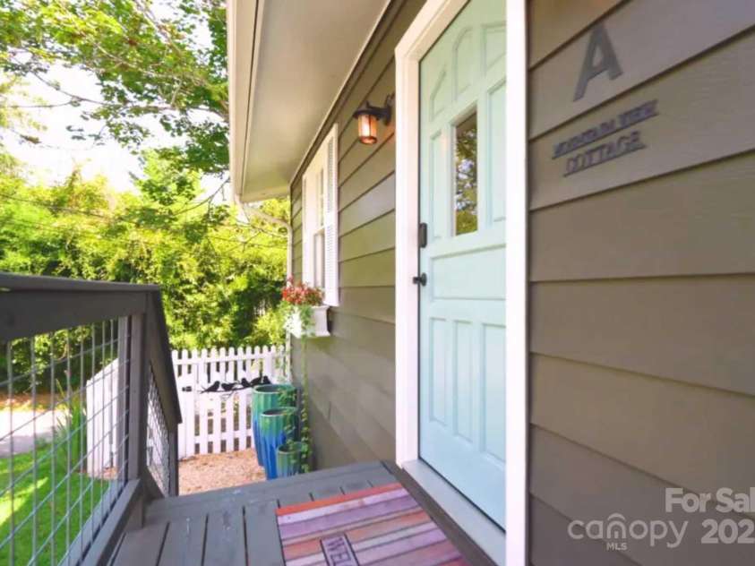 88 Main Street, Weaverville, NC 28787.  MLS# CAR4246836, YatesRealty ID 6611. 