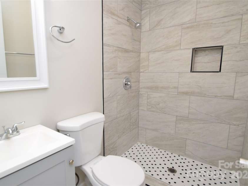 403 Ransom Street, Gastonia, NC 28052.  MLS# CAR4202324, YatesRealty ID 6612. 