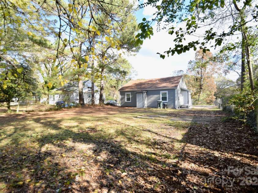 403 Ransom Street, Gastonia, NC 28052.  MLS# CAR4202324, YatesRealty ID 6612. 