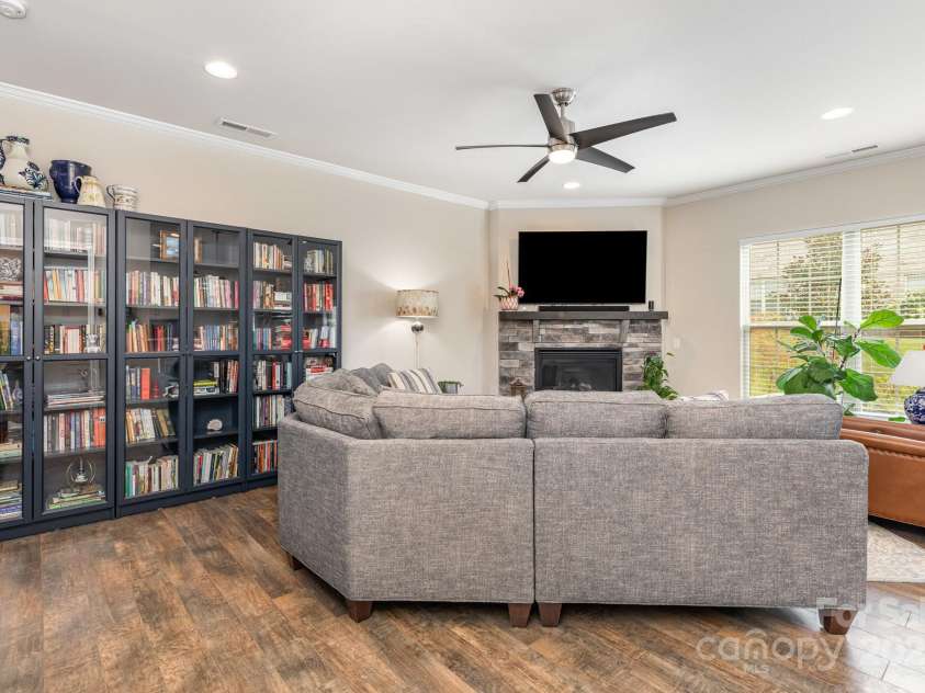 6006 Cadence Lane, Fort Mill, SC 29707.  MLS# CAR4314598, YatesRealty ID 6613. 