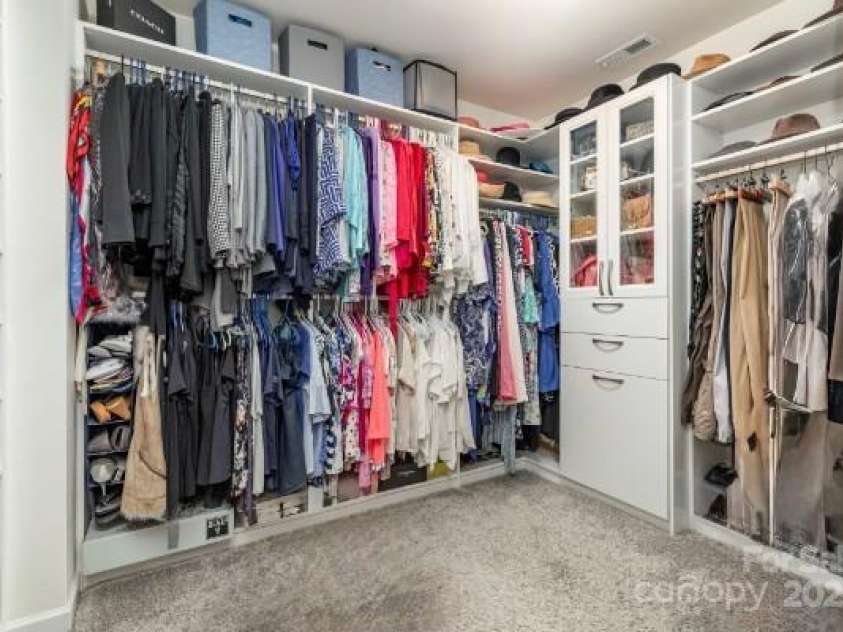 6006 Cadence Lane, Fort Mill, SC 29707.  MLS# CAR4314598, YatesRealty ID 6613. Master Bedroom Closet