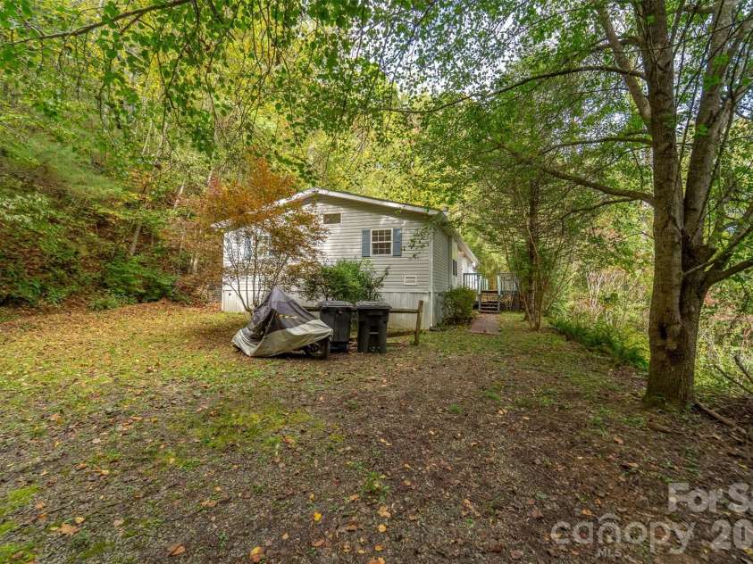 197 Savannah Meadows Trail, Sylva, NC 28779.  MLS# CAR4384225, YatesRealty ID 6614. 