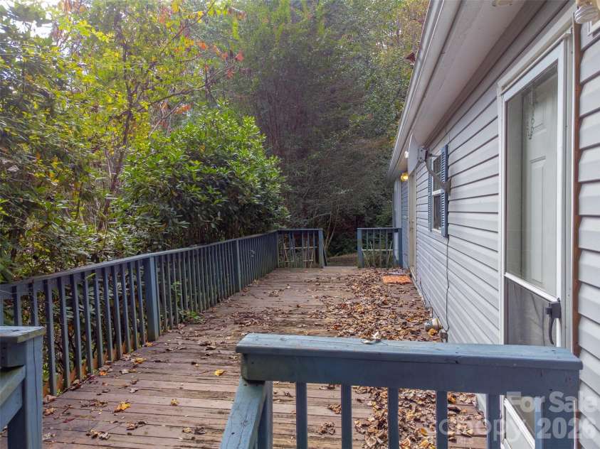 197 Savannah Meadows Trail, Sylva, NC 28779.  MLS# CAR4384225, YatesRealty ID 6614. 