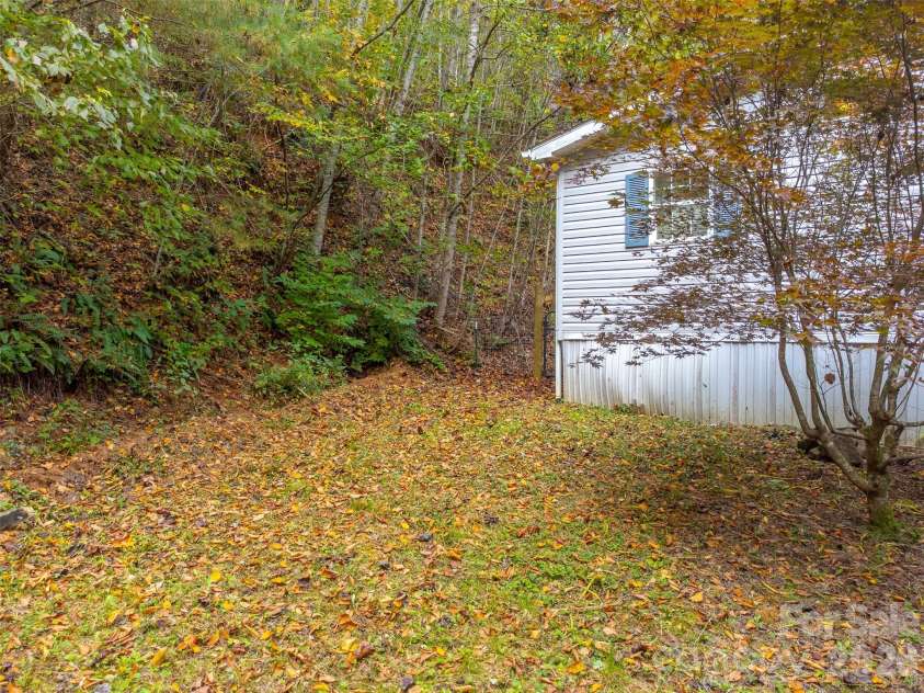 197 Savannah Meadows Trail, Sylva, NC 28779.  MLS# CAR4384225, YatesRealty ID 6614. 
