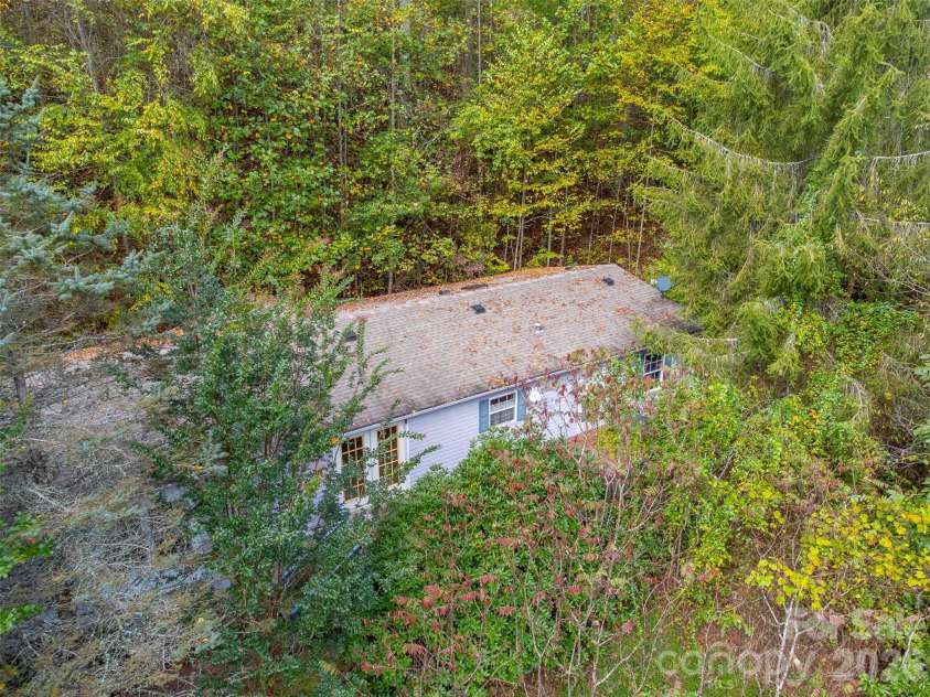 197 Savannah Meadows Trail, Sylva, NC 28779.  MLS# CAR4384225, YatesRealty ID 6614. 