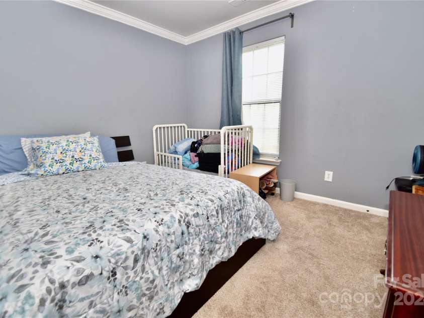 9841 Baxter Caldwell Drive, Charlotte, NC 28213.  MLS# CAR4141659, YatesRealty ID 6614. 