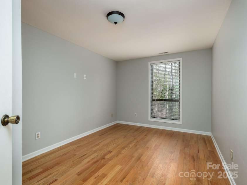 1528 Ugugu Drive, Brevard, NC 28712.  MLS# CAR4221369, YatesRealty ID 6615. 