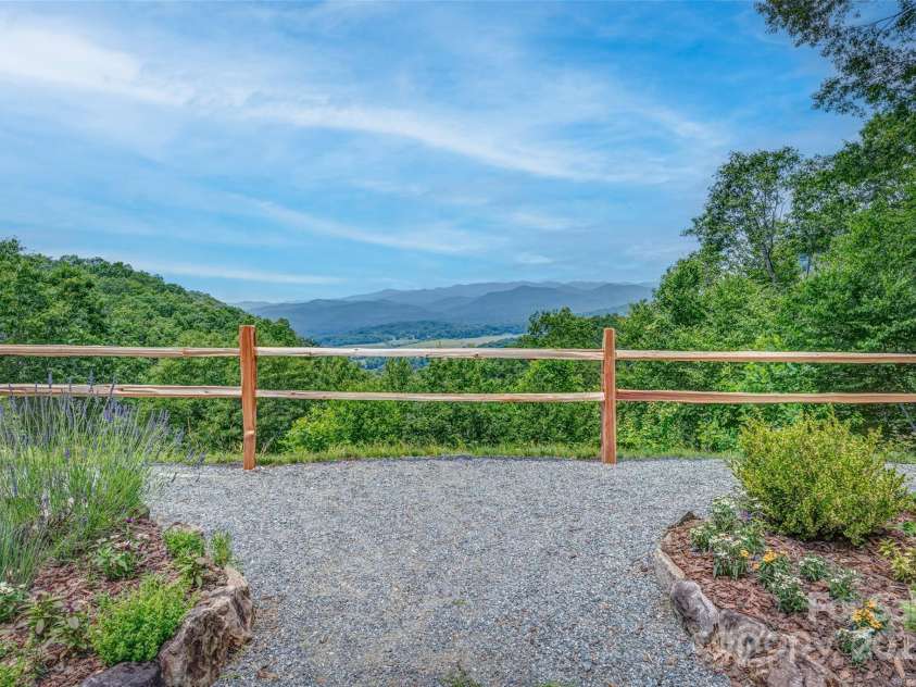 1528 Ugugu Drive, Brevard, NC 28712.  MLS# CAR4221369, YatesRealty ID 6615. 