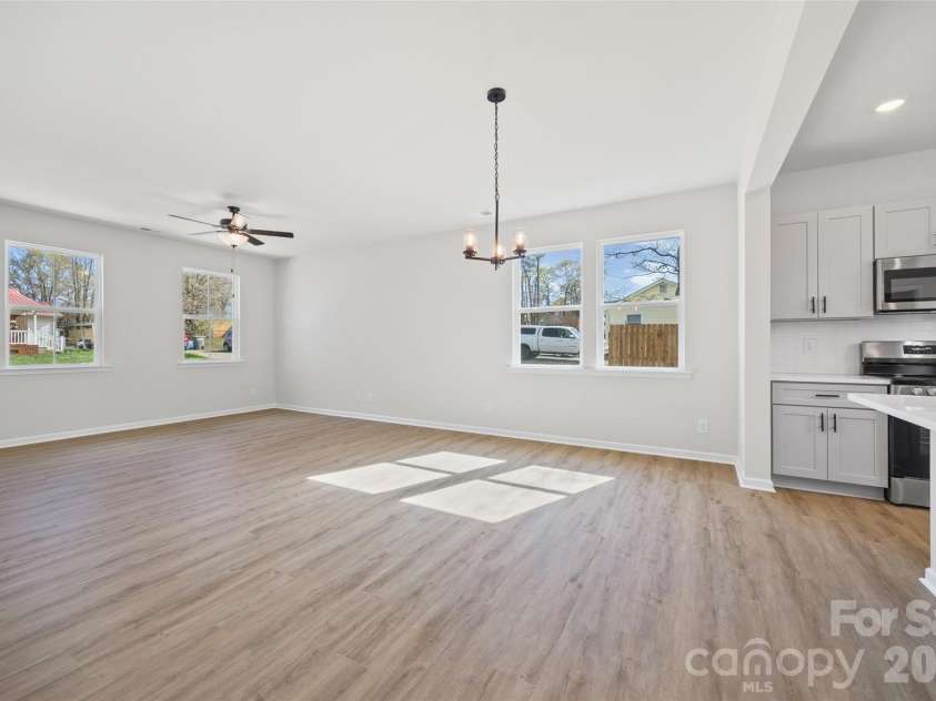 213 Sloan Street, Belmont, NC 28012.  MLS# CAR4354904, YatesRealty ID 6615. 
