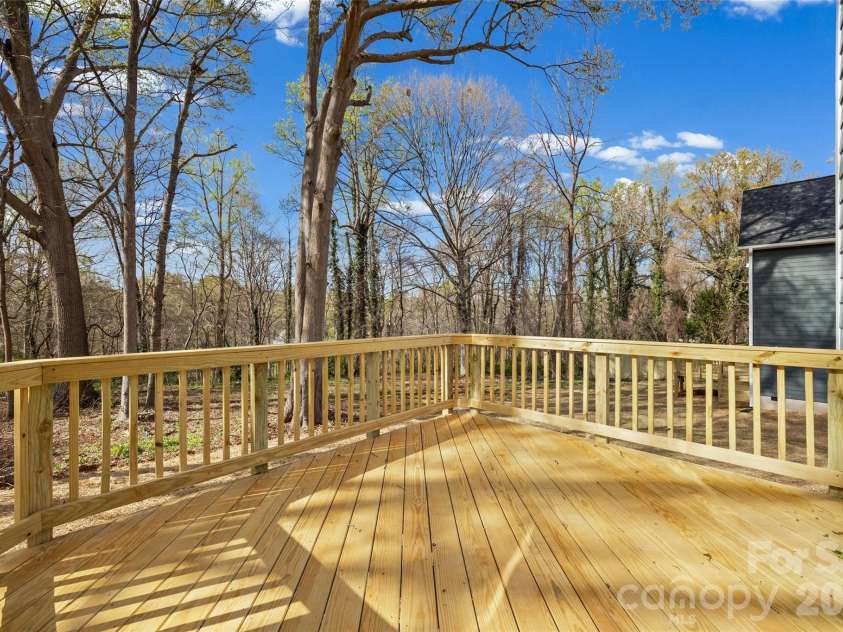 213 Sloan Street, Belmont, NC 28012.  MLS# CAR4354904, YatesRealty ID 6615. 