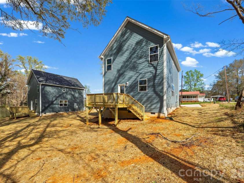 213 Sloan Street, Belmont, NC 28012.  MLS# CAR4354904, YatesRealty ID 6615. 