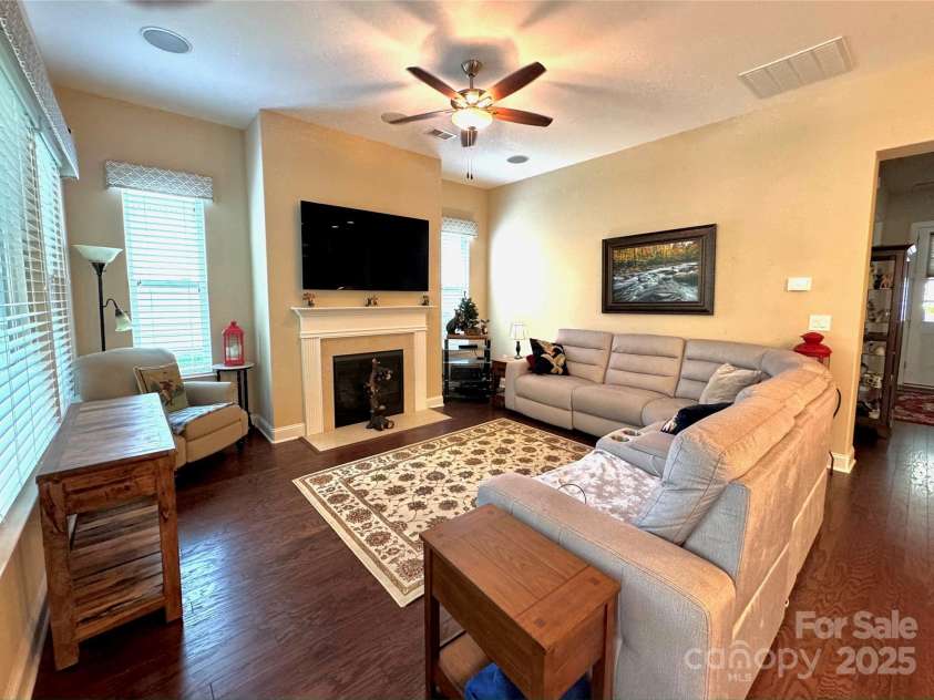 151 Chimney Rock Court, Denver, NC 28037.  MLS# CAR4238113, YatesRealty ID 6616. Living room