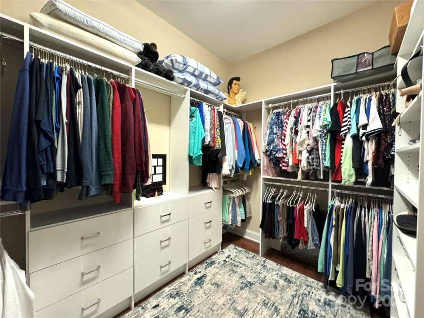151 Chimney Rock Court, Denver, NC 28037.  MLS# CAR4238113, YatesRealty ID 6616. Primary Closet