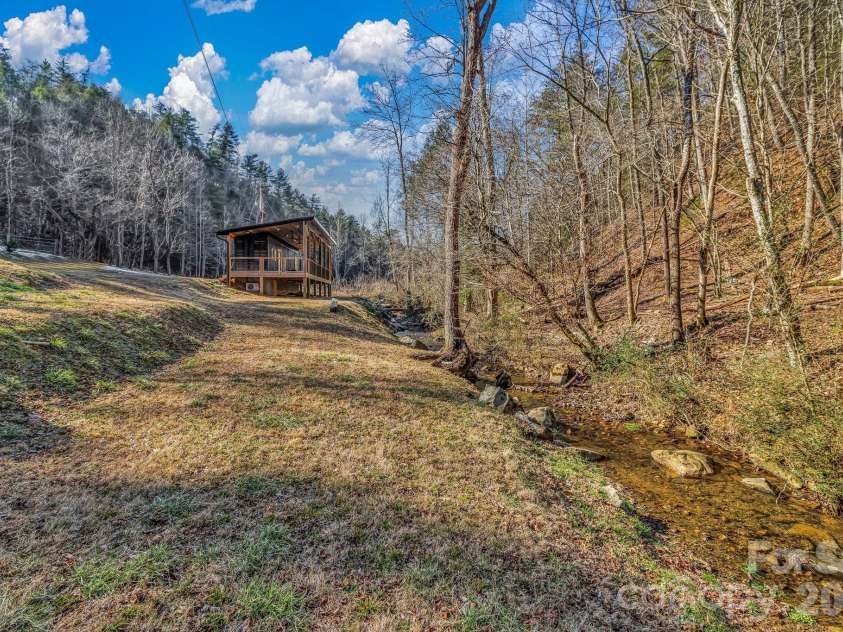 1115 Paint Rock Road, Hot Springs, NC 28743.  MLS# CAR4345094, YatesRealty ID 6617. 