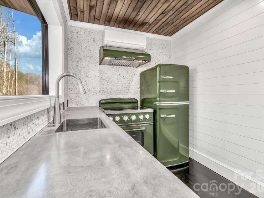 1115 Paint Rock Road, Hot Springs, NC 28743.  MLS# CAR4345094, YatesRealty ID 6617. 