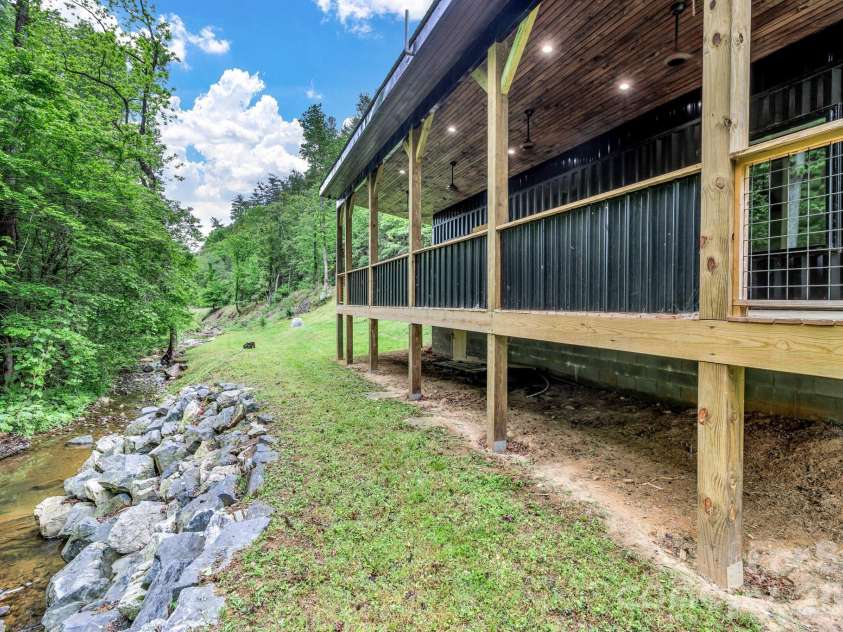1115 Paint Rock Road, Hot Springs, NC 28743.  MLS# CAR4345094, YatesRealty ID 6617. 