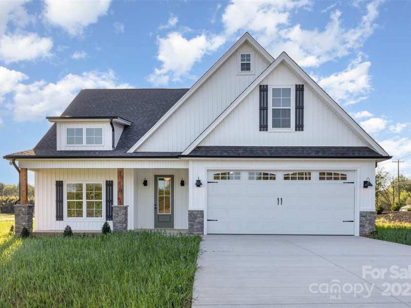 120 Southern Oaks Lane, Salisbury, NC 28147.  MLS# CAR4243946, YatesRealty ID 6617. 